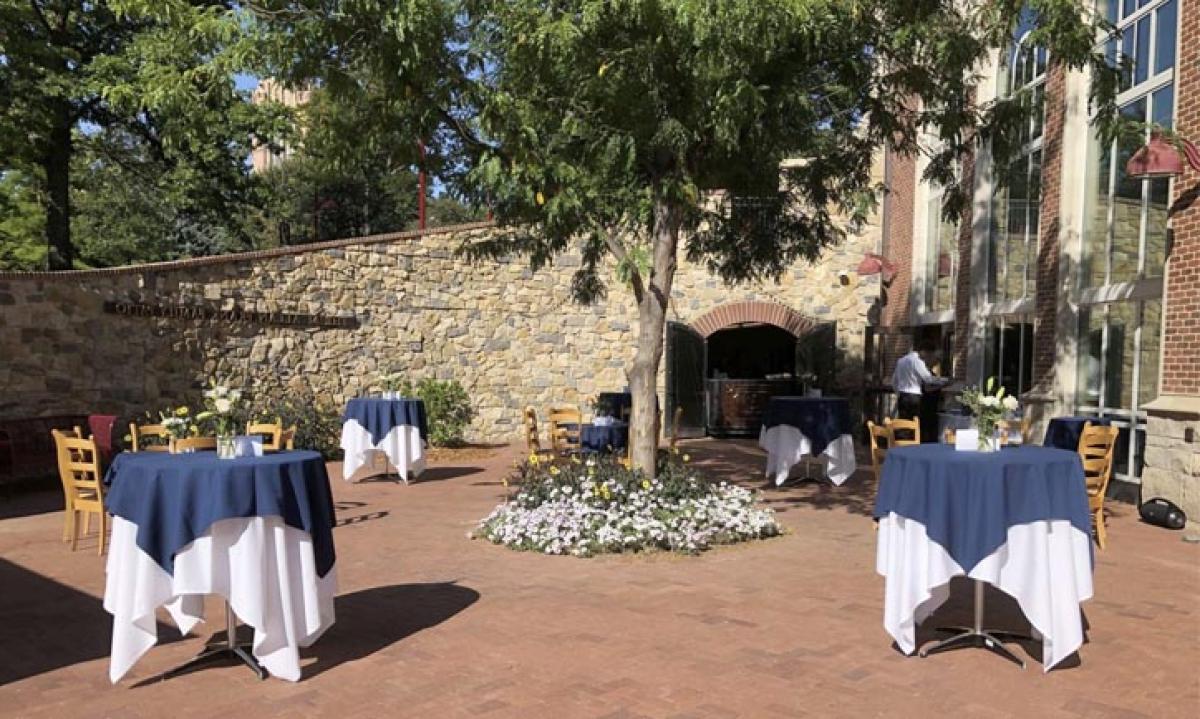 Knoebel Events, Tuscan Patio